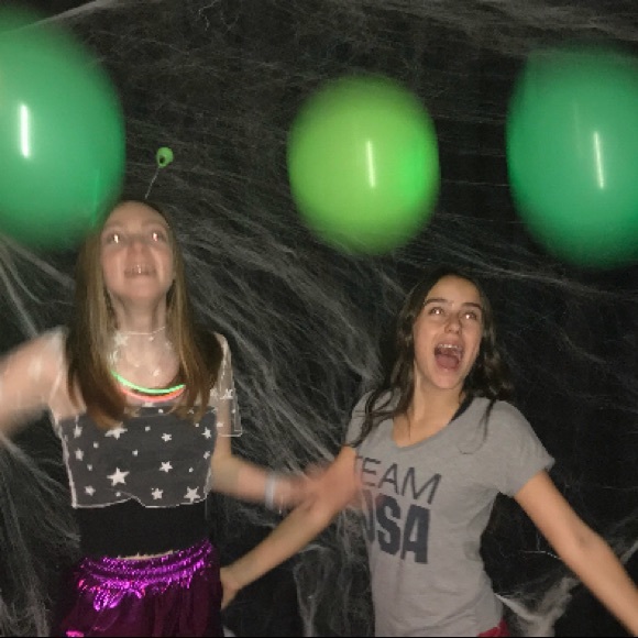 Meet your Posher, Luzia - Picture 1 of 1